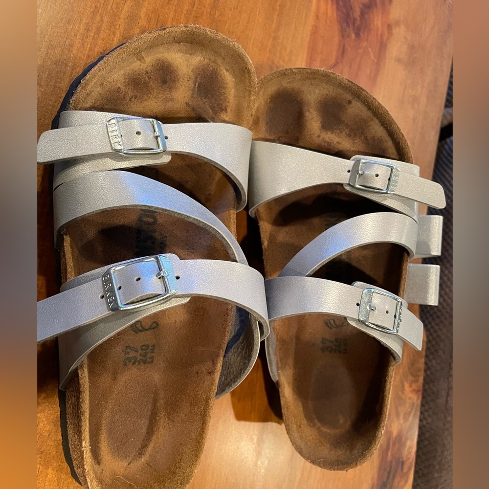Birkenstocks 37 silver